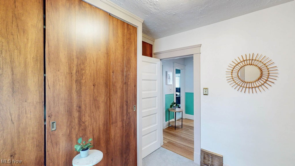 Shaker Heights, Ohio 44122, United States, 4 Bedrooms Bedrooms, ,3 BathroomsBathrooms,Residential,Active,203647