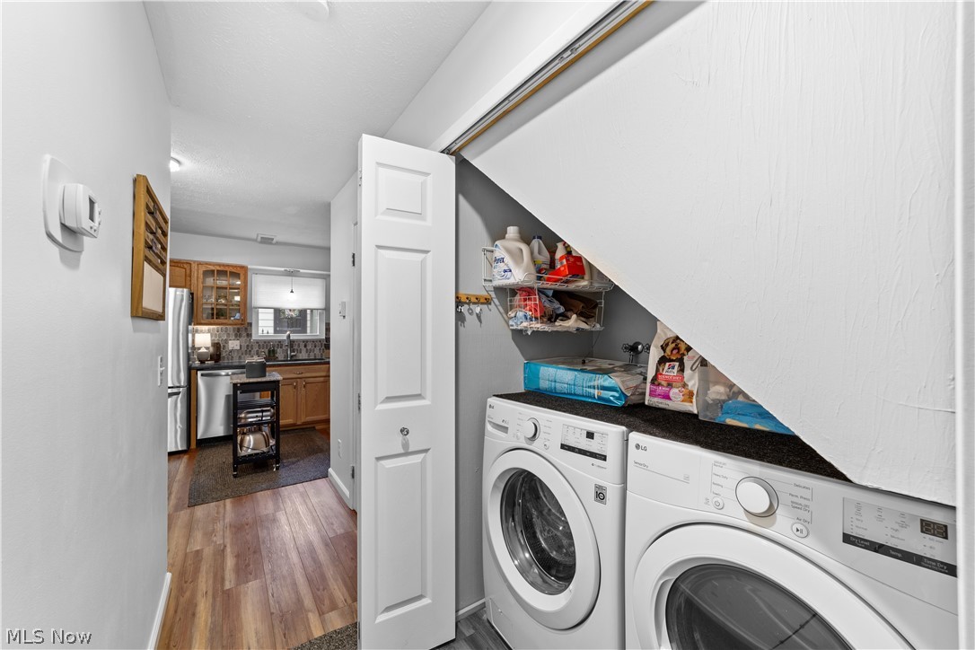 Deepwood Condo - Residential