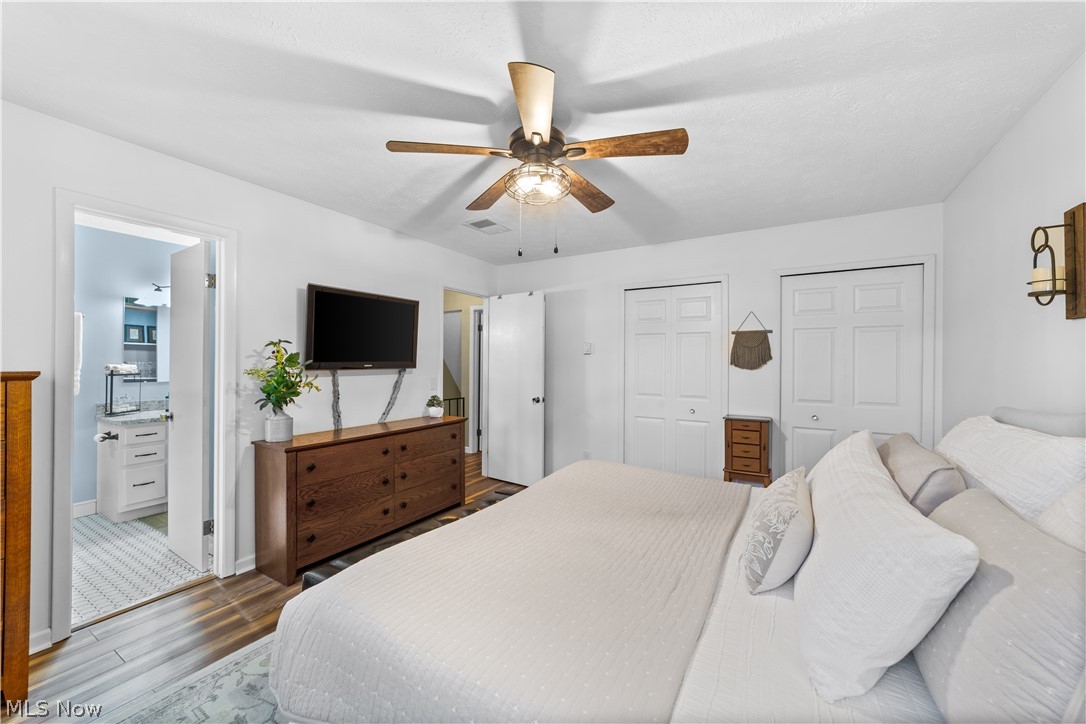 Deepwood Condo - Residential