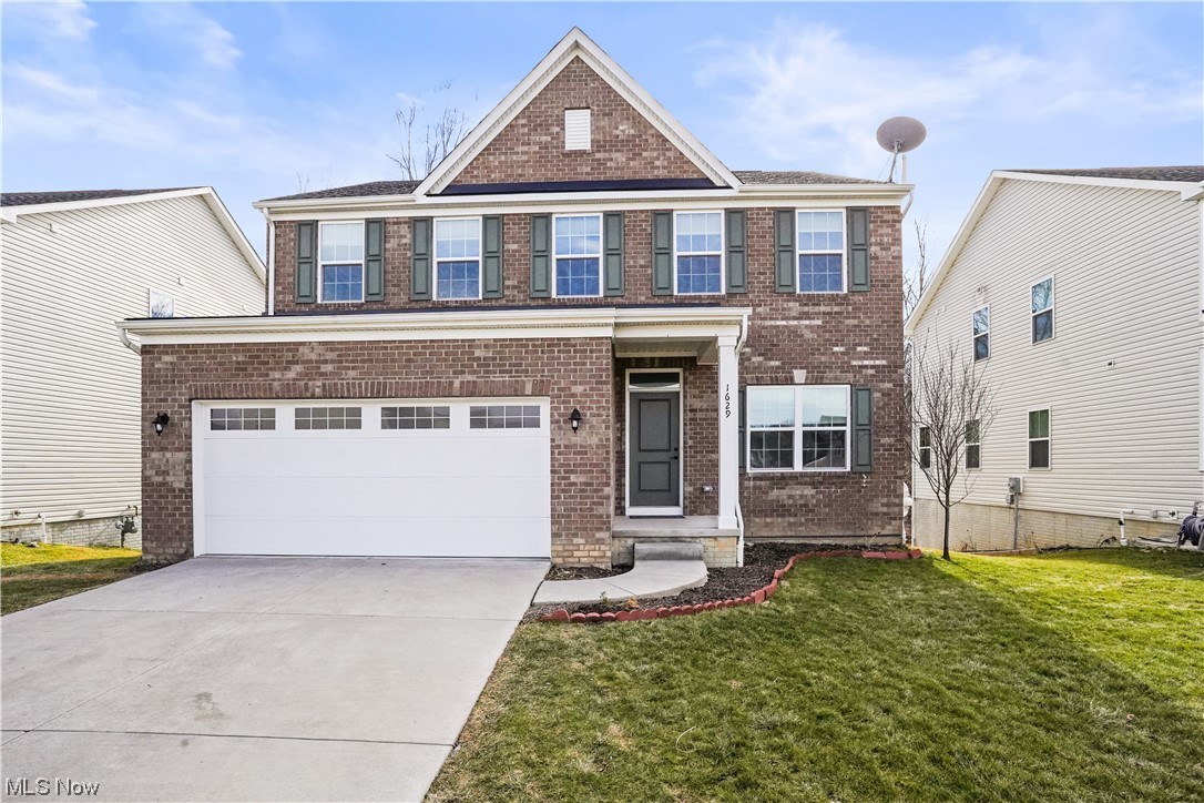 This home is so much larger than it looks and if you are looking for a lot of space, this is the home you have been waiting for! The very spacious eat in kitchen offers plenty of cabinets with pull out drawers, counter space, breakfast bar, pantry, deep sink and all appliances stay. The kitchen is open to the great room plus there are sliders to the deck to enjoy the beautiful setting. Office or dining room and powder room complete the first floor. You will find 4 good sized bedrooms on the second level with the huge primary ensuite offering a 15 x 8 walk in closet. The bath offers a soaking tub and walk in shower. A second floor laundry room is a desired convenience. The lower level walk out offers a recreation room, bonus room (could be a 5th bedroom) and full bath. Don't wait on this one!