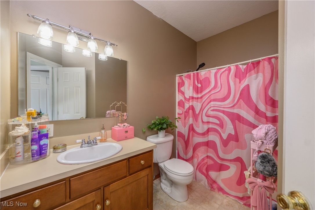 726 Quinten Avenue, Strasburg, Ohio image 14