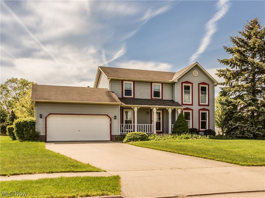 Fantastic opportunity 3 bed 2.5 bath colonial on a quiet cul-da-sac. Spacious master suite includes a full bath with a double sink. Beautifully updated kitchen with granite counter tops, laminate wood flooring and charming wood cabinets. Spacious backyard with a lit basketball court and brick patio. The windows were replaced in 2013. The patio doors and kitchen windows were replaced in 2015.