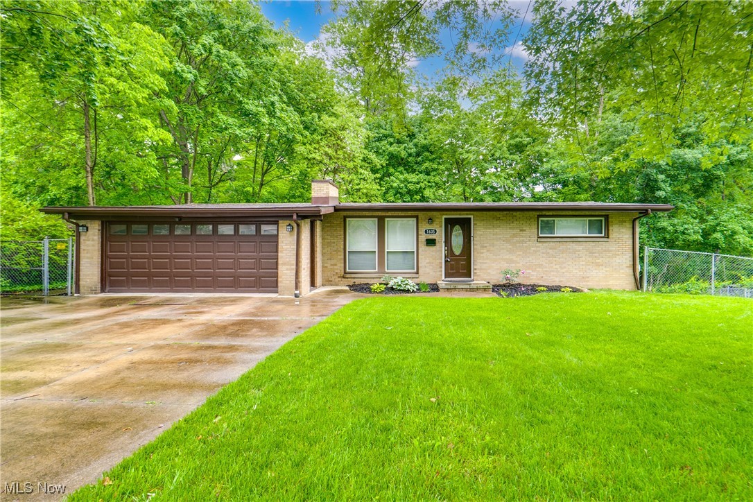 1635 Kingsley Avenue, Akron, Ohio image 1