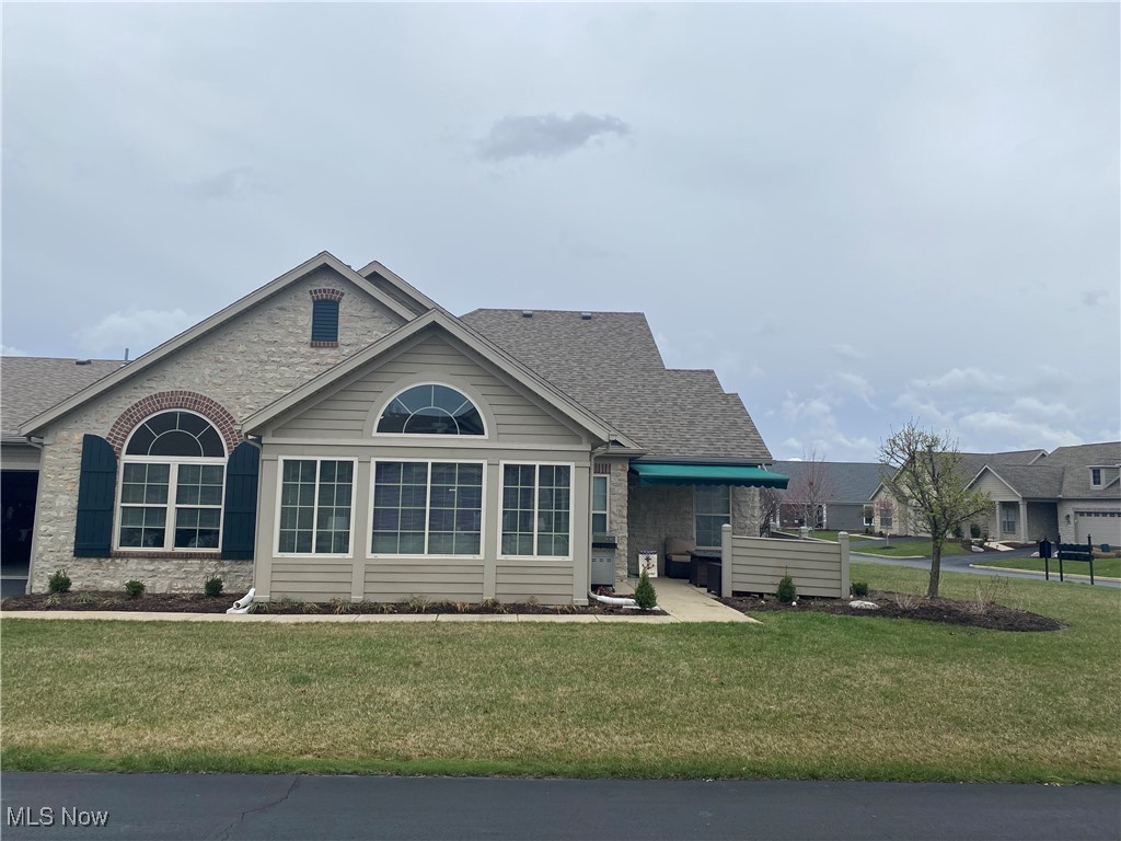 2701-A Chateau Drive, Port Clinton, Ohio image 1