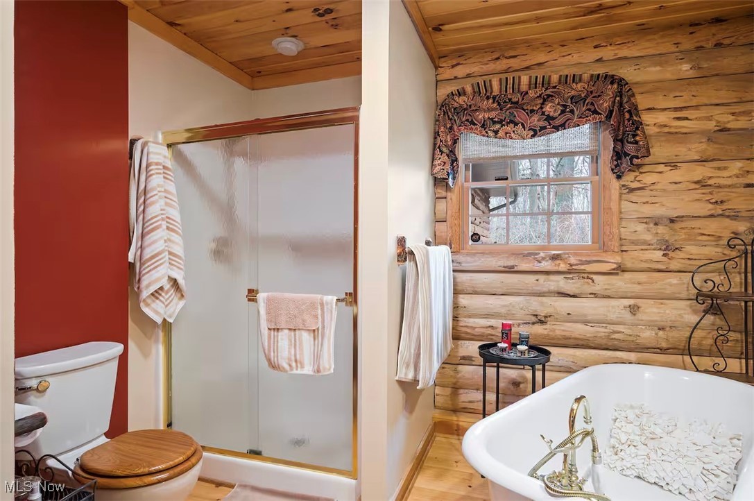 7985 Brookside Drive, Olmsted Falls, Ohio image 17