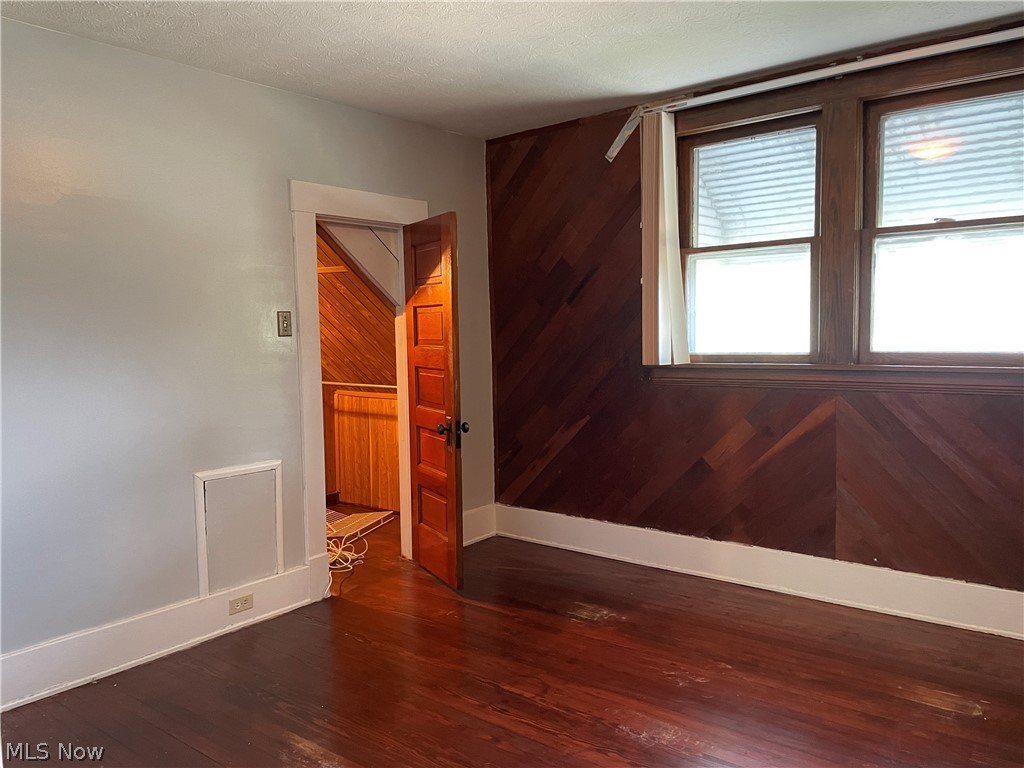 Friend - Residential