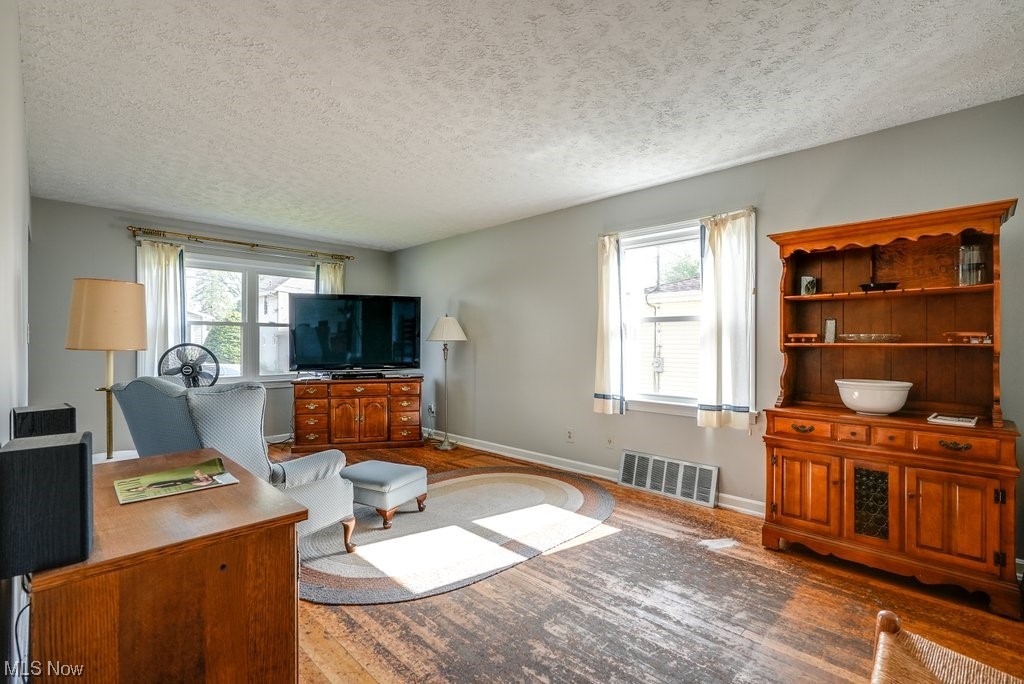 Cloverdale - Residential