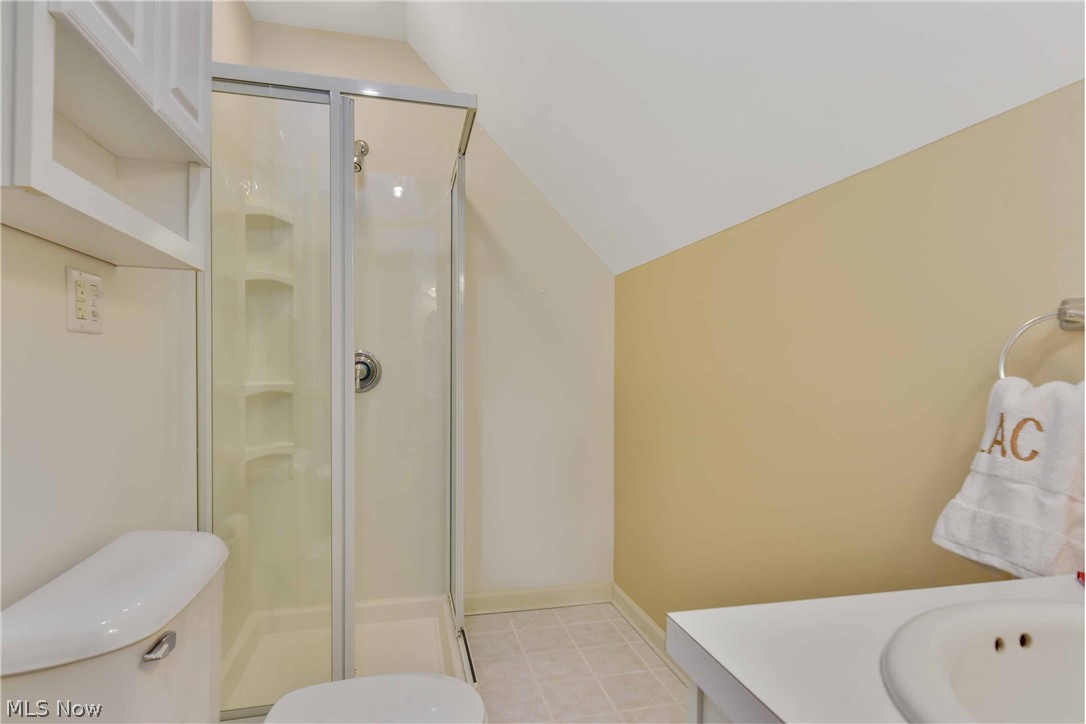 Vill Commons Condo Ph 02 - Residential