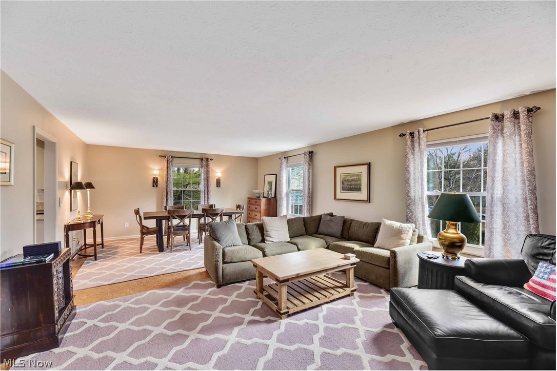 Vill Commons Condo Ph 02 - Residential