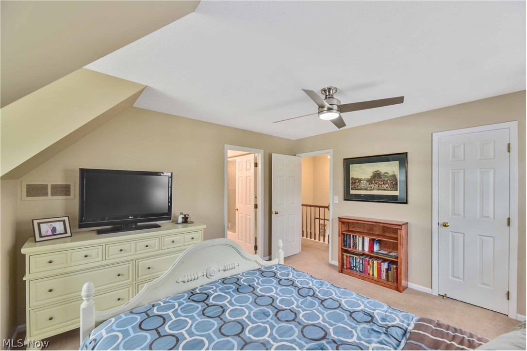 Vill Commons Condo Ph 02 - Residential