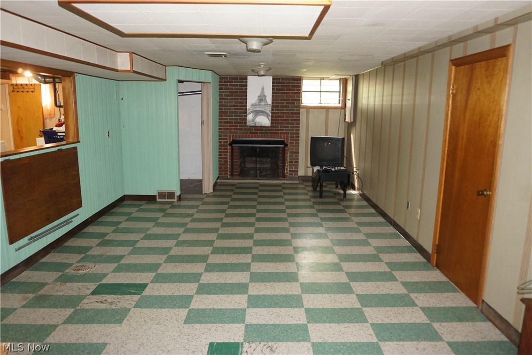 Paul W Shales 05 - Residential