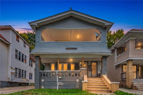 Photo of 981 Thornhill Drive, East Cleveland, OH 44108 (MLS # 5254961)