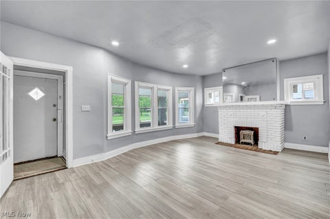 Tiny photo for 981 Thornhill Drive, East Cleveland, OH 44108 (MLS # 5254961)