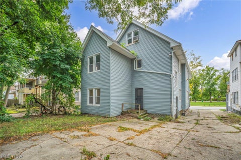 Tiny photo for 981 Thornhill Drive, East Cleveland, OH 44108 (MLS # 5254961)