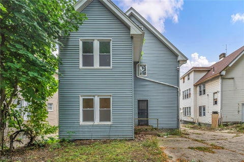 Tiny photo for 981 Thornhill Drive, East Cleveland, OH 44108 (MLS # 5254961)
