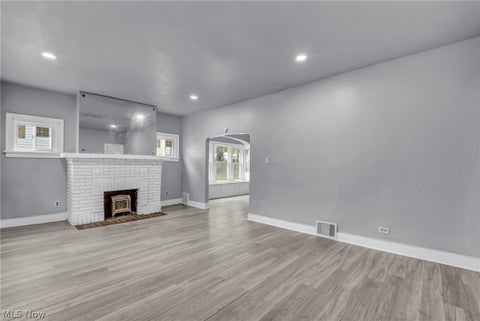 Tiny photo for 981 Thornhill Drive, East Cleveland, OH 44108 (MLS # 5254961)