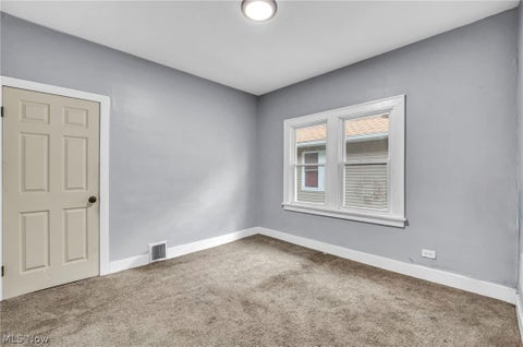 Tiny photo for 981 Thornhill Drive, East Cleveland, OH 44108 (MLS # 5254961)
