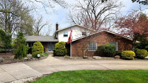 Photo for 26025 Shaker Boulevard