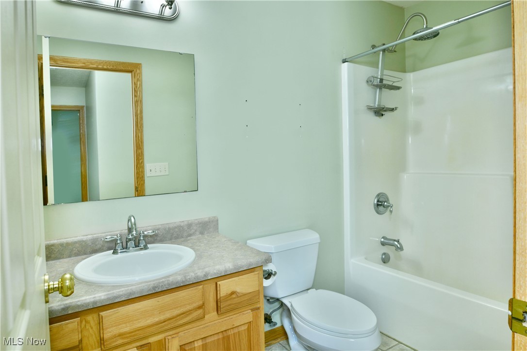 4800 Miller South Road, Bristolville, Ohio image 22