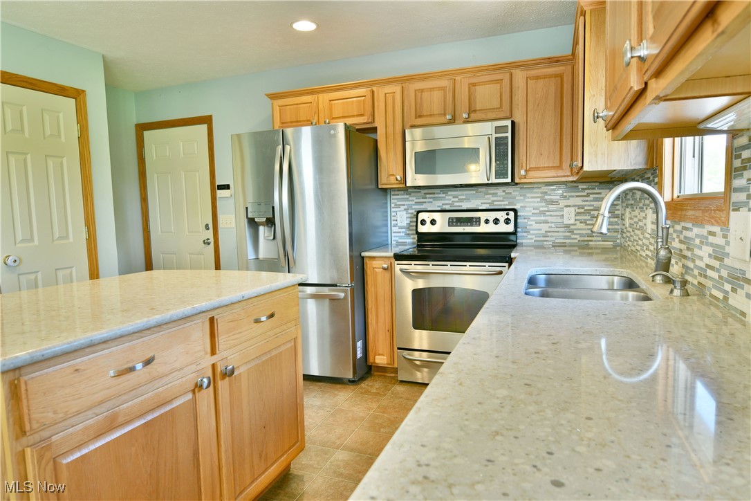 4800 Miller South Road, Bristolville, Ohio image 13