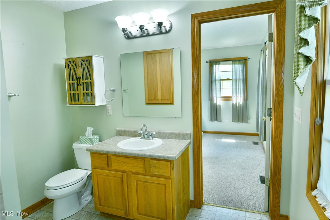 4800 Miller South Road, Bristolville, Ohio image 28
