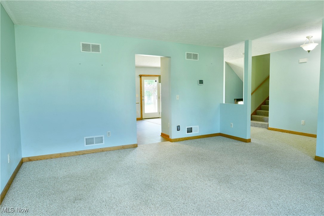 4800 Miller South Road, Bristolville, Ohio image 7