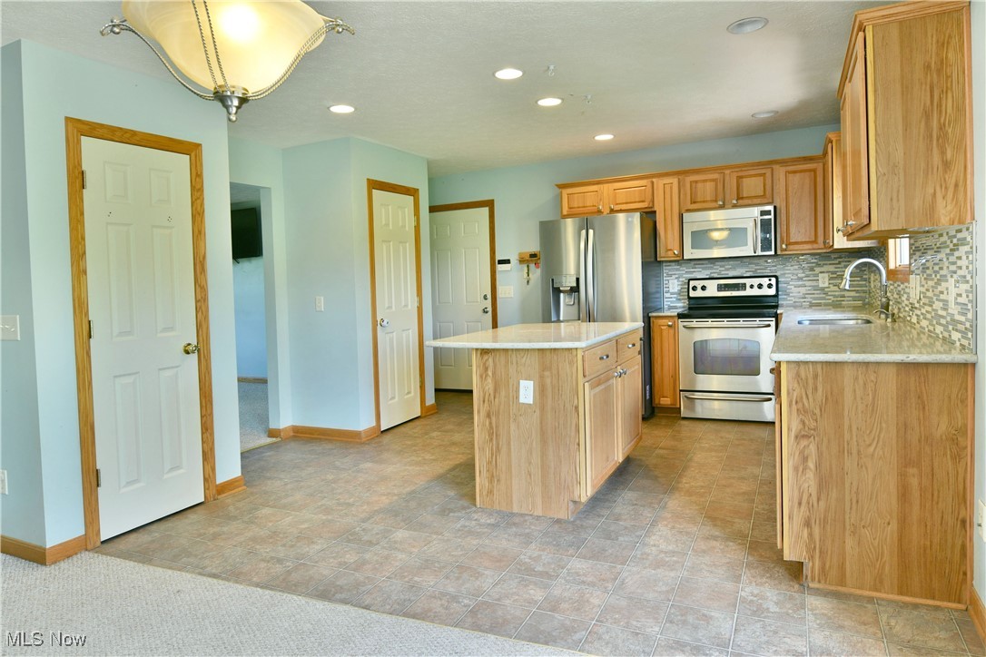 4800 Miller South Road, Bristolville, Ohio image 10