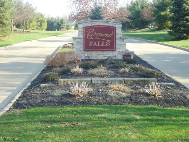 Ridgewood Falls - Residential