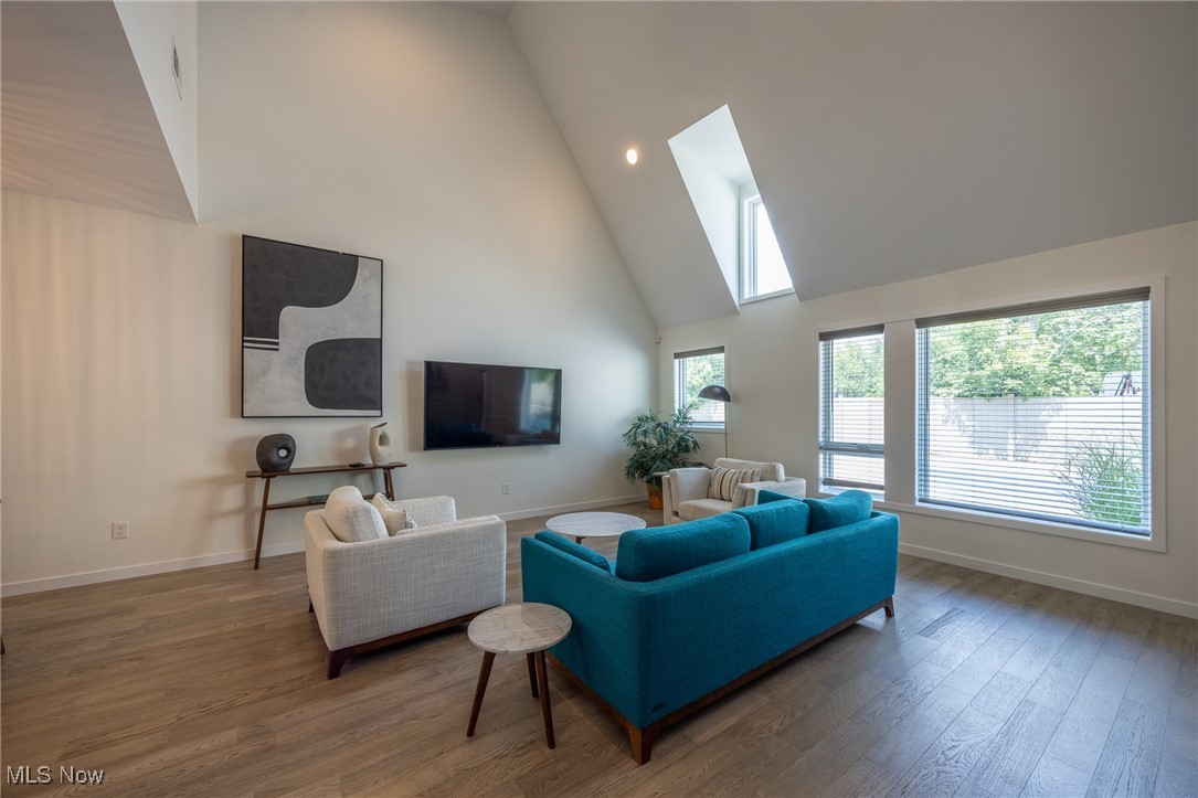 2412 Richmond Road