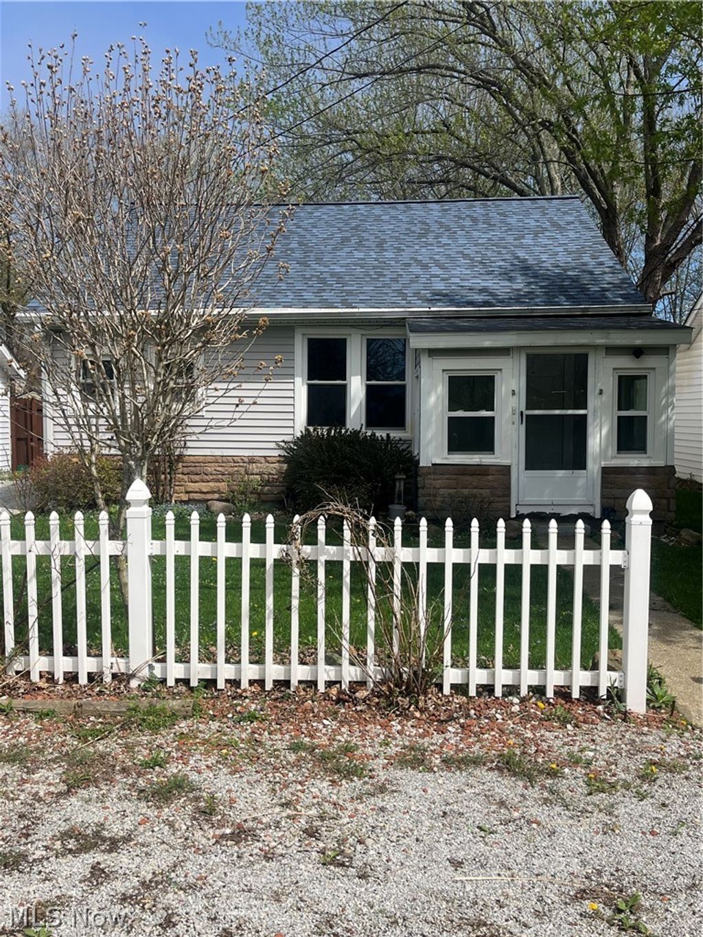 Photo of 1000 Ardoye Drive, Painesville Township, OH 44077 (MLS # 5202445)