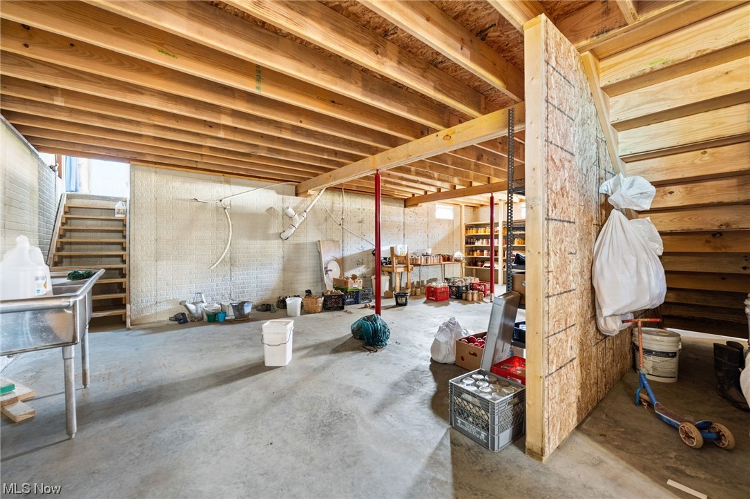 Connecticut Western Reserve - Residential