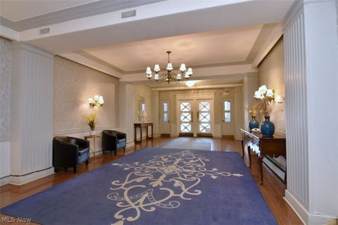 Tiny photo for 13800 Fairhill Road #312, Shaker Heights, OH 44120 (MLS # 5255105)