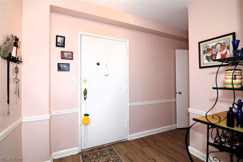 Tiny photo for 13800 Fairhill Road #312, Shaker Heights, OH 44120 (MLS # 5255105)