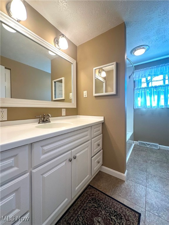 276 Wae Trail, Cortland, Ohio image 34