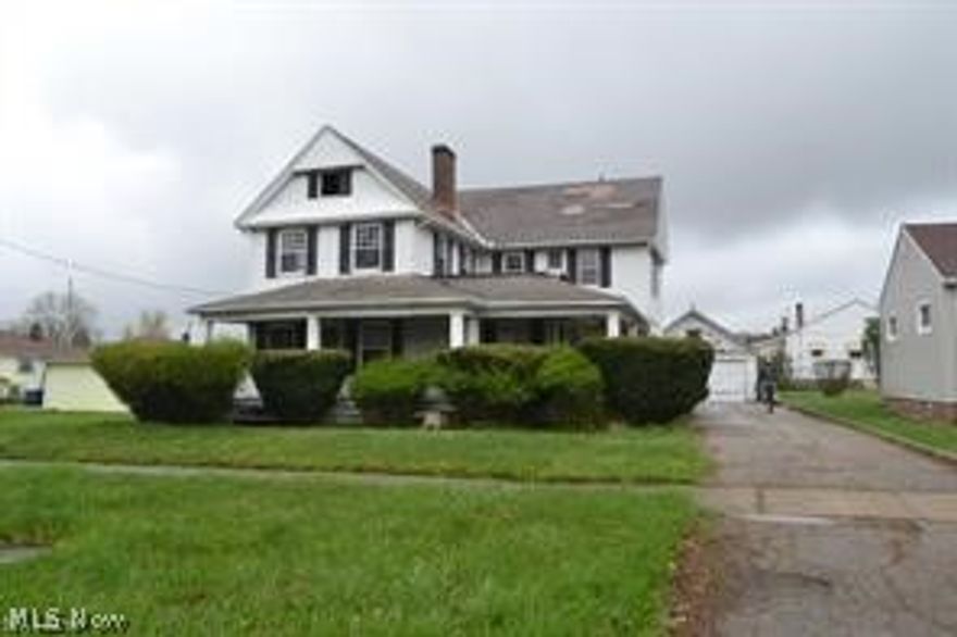 Single family colonial located on a quiet street in Cleveland. Basement is partially finished. There is a half bath on the main floor and two full baths on the 2nd floor. Hardwood flooring throughout. Nice fireplace in the living room. Home has an open front porch and a rear enclosed porch. There is a two car detached garage. Home needs some TLC however amount of SQFT would be awesome once this property is Renovated.