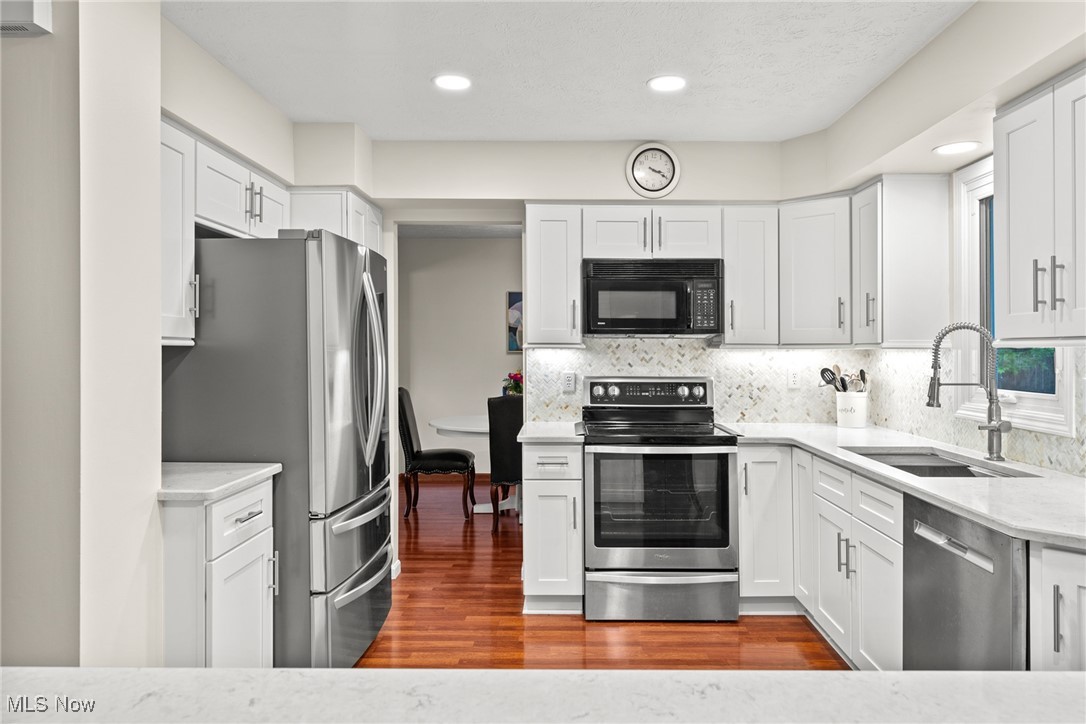 15956 Inglewood Court, Strongsville, Ohio image 11