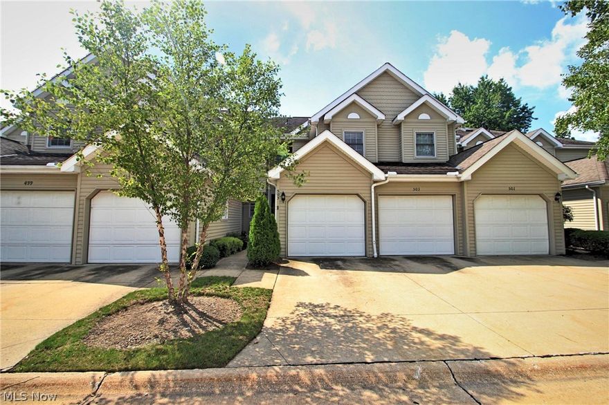 Fantastic townhouse in Woodhawk! Neutral colors and lovely light fixtures throughout. Living room with soaring ceilings, skylights and a fireplace. Bright kitchen with granite counters and an eat-in kitchen area leading to a covered back porch. 2 bedrooms plus a den. 2 full bathrooms plus a powder room. 2 car attached garage. Gated community that offers plenty of amenities including around the clock security, tennis courts, 2 swimming pools, club house, and a health club! 6 minutes to Hillcrest Hospital, Starbucks, plenty of shopping and dinning.