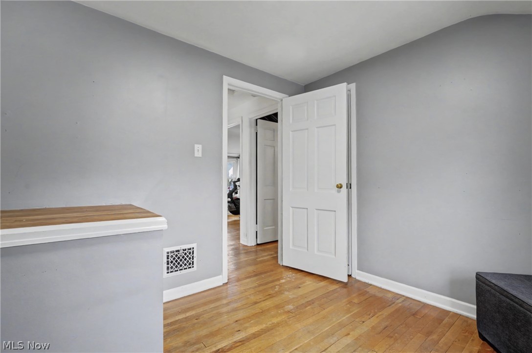 Cuyahoga River Estate - Residential