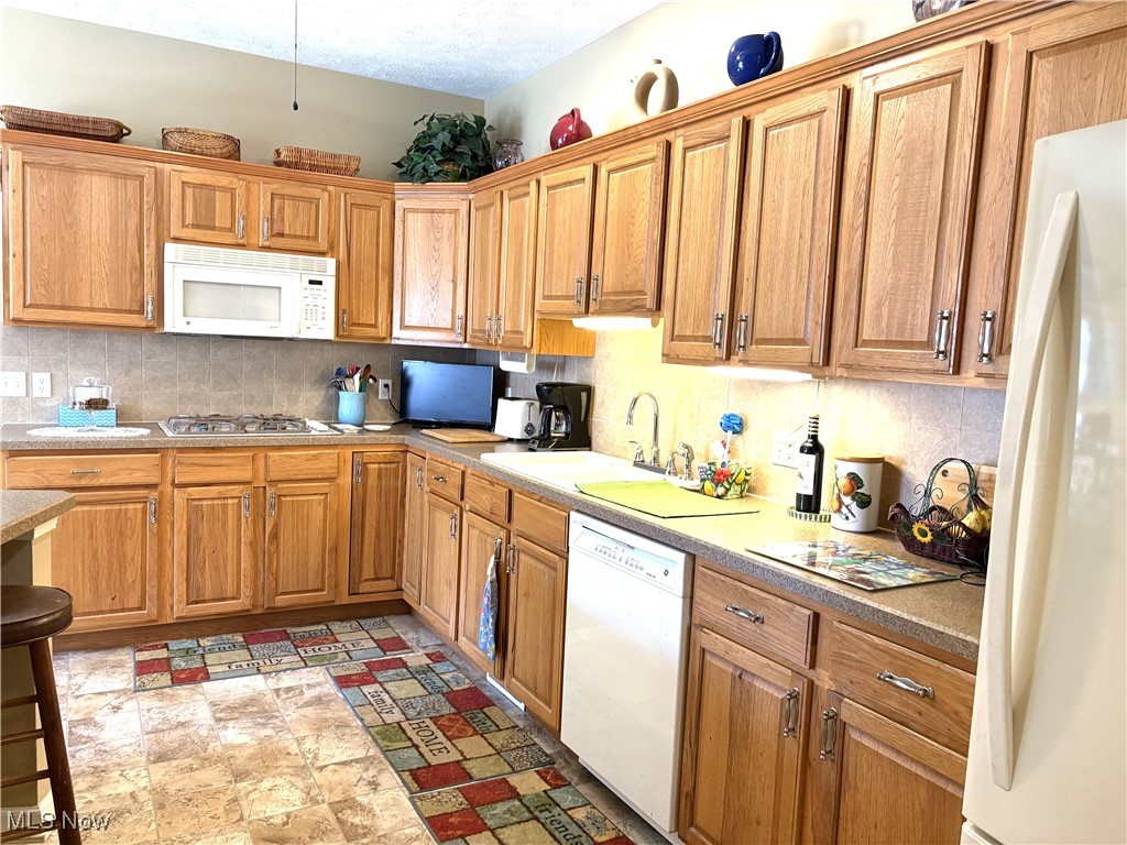 Cross Creek Village Condo - Residential