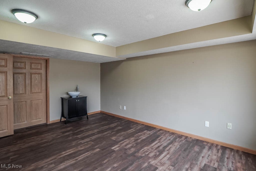 11316 Cleveland Avenue, Uniontown, Ohio image 38