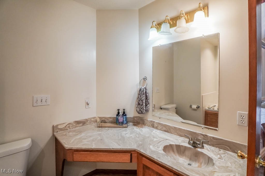 11316 Cleveland Avenue, Uniontown, Ohio image 29
