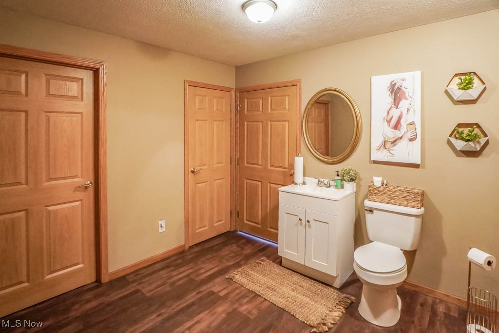 11316 Cleveland Avenue, Uniontown, Ohio image 43