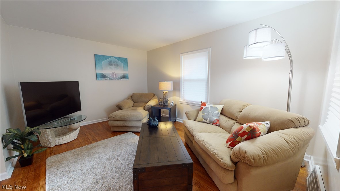 Wool-O-Beach Imp Co - Residential