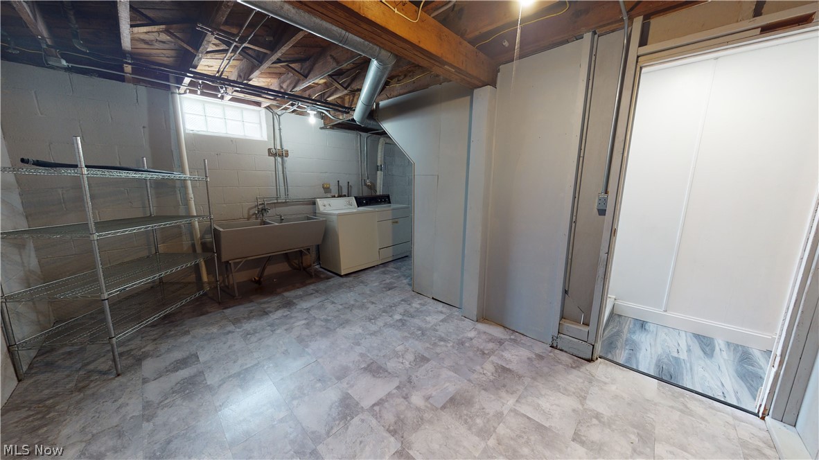 Wool-O-Beach Imp Co - Residential