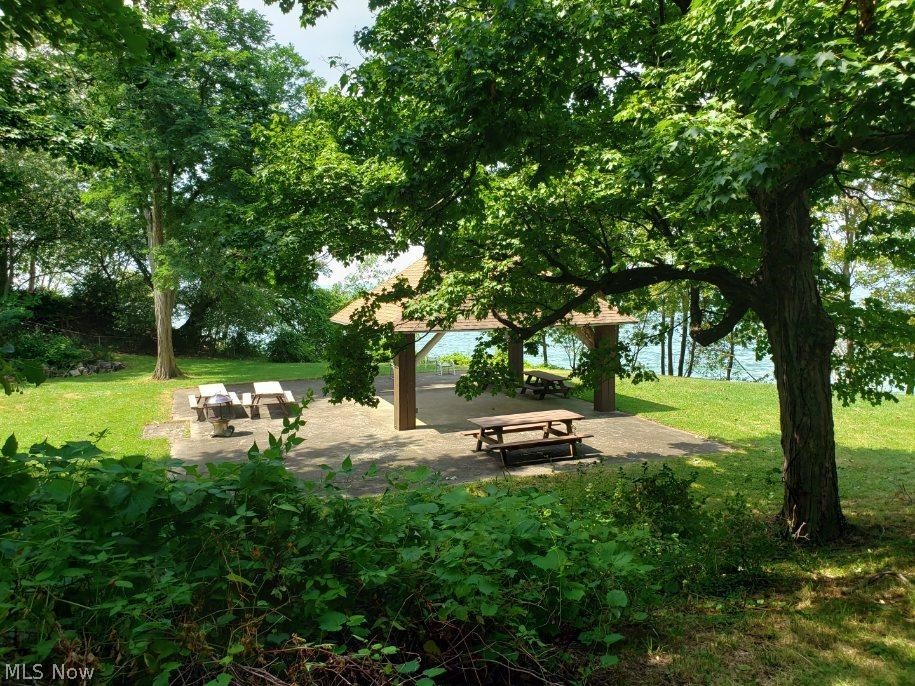 Wool-O-Beach Imp Co - Residential