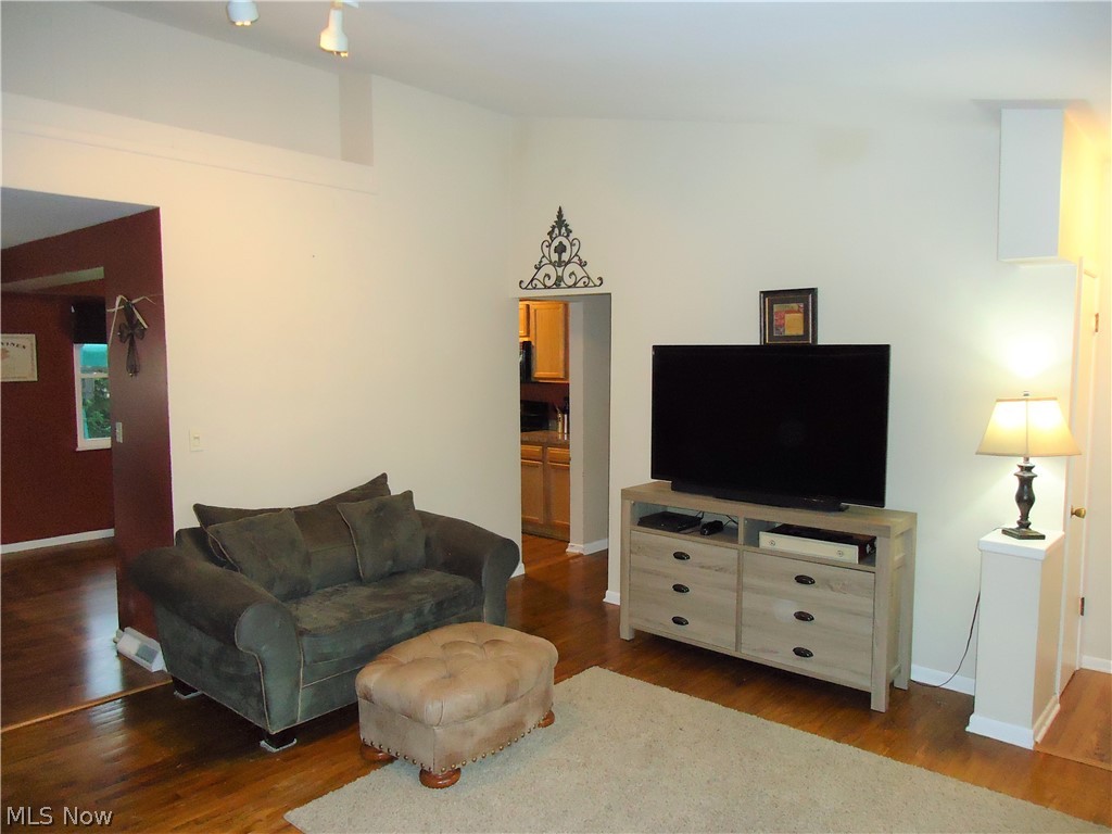 Barrington 01 - Residential