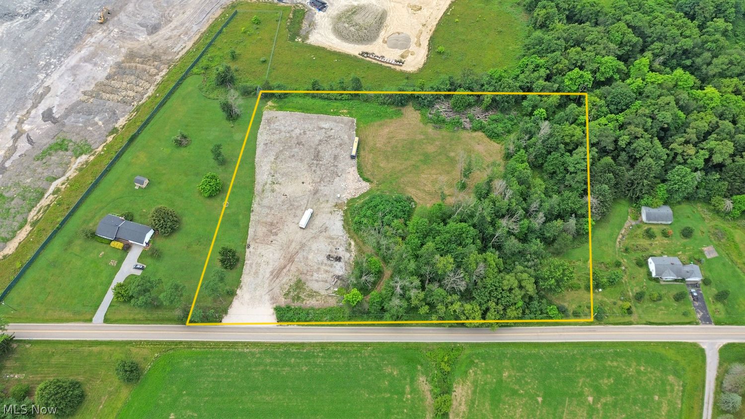 Photo 1 of 9 — 3289 Columbiana Road, New Springfield, OH 44443