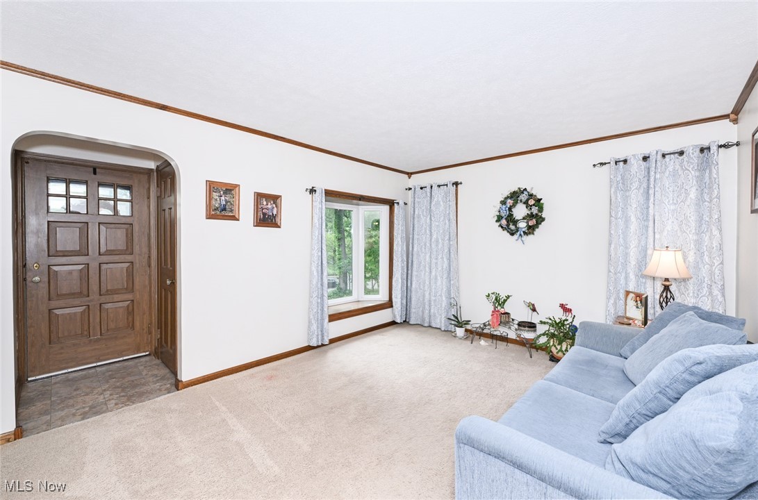 5016 E Pleasant Valley Road, Independence, Ohio image 2