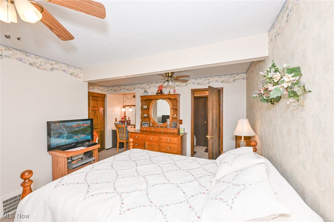 5016 E Pleasant Valley Road, Independence, Ohio image 11