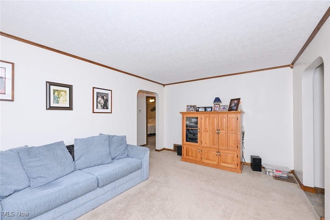 5016 E Pleasant Valley Road, Independence, Ohio image 3